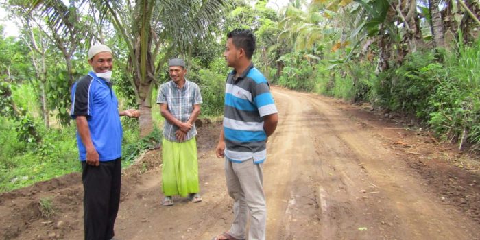 Perbaiki Jalan Rusak, Warga Bulu Tanah Sinjai; Terima Kasih Pak Bupati